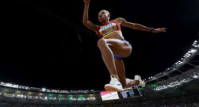 «Моє серце розбите». Олімпійська чемпіонка з потрійного стрибка пропустить Олімпіаду через травму