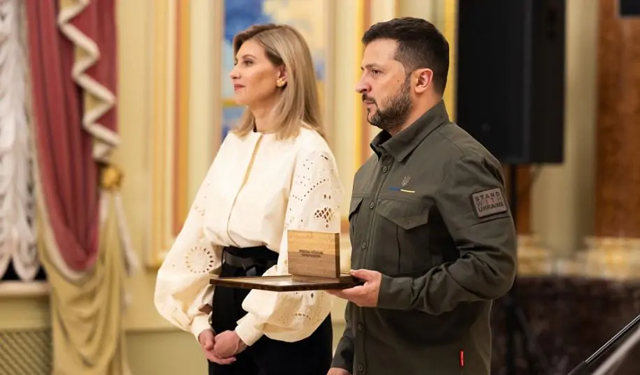Зеленский посмертно наградил премией «Национальная легенда Украины» Альбину Дерюгину