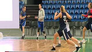 Тренування жіночої збірної України перед матчем з Болгарією